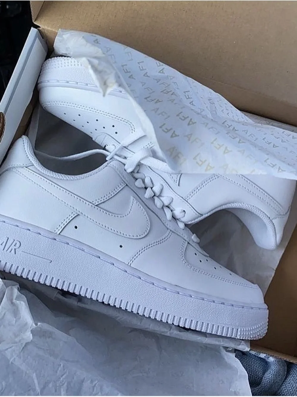 Nike White Leather Low-Top Sneakers